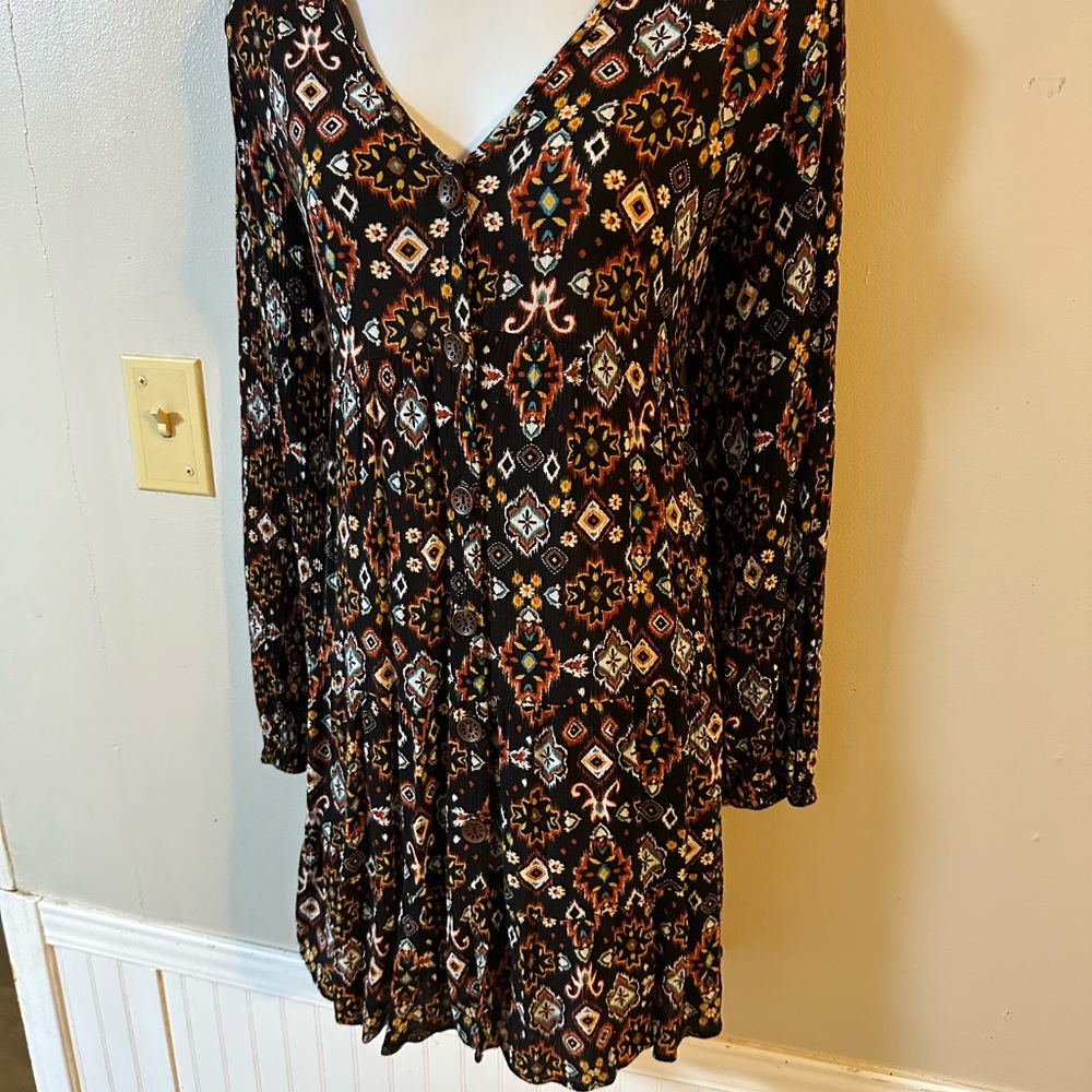 Dress - Picture 2 of 4